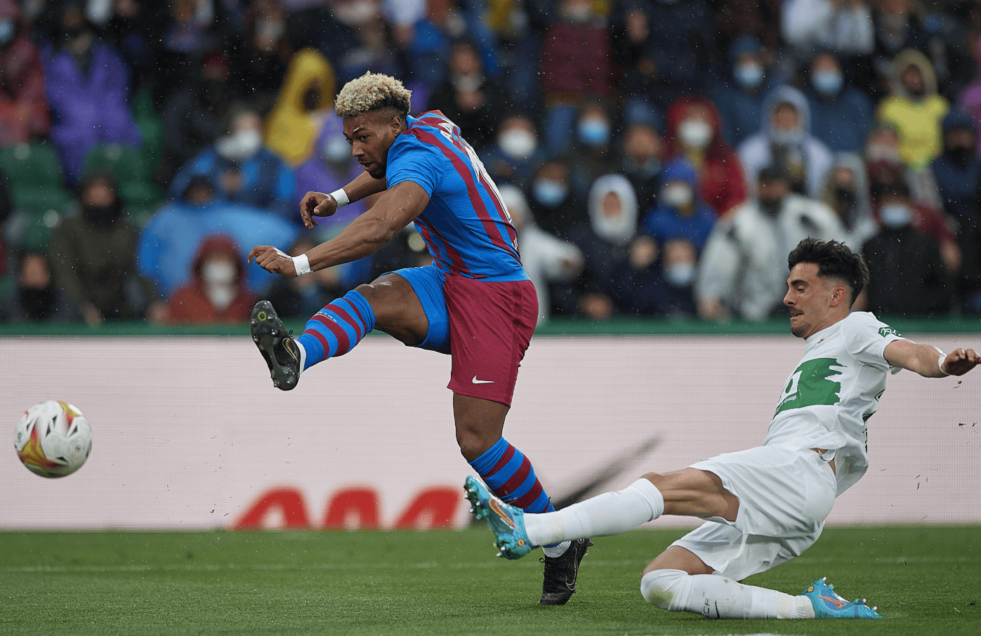 电竞直播-包含马德里竞技发布备战花絮，国际比赛日防线松动，中超任务艰巨，赛程密集仍需轮换的词条-电竞直播